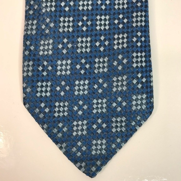 Vintage CHRISTIAN DIOR Men’s 100% Silk Tie Blue Grey Silver pattern - Picture 7 of 7